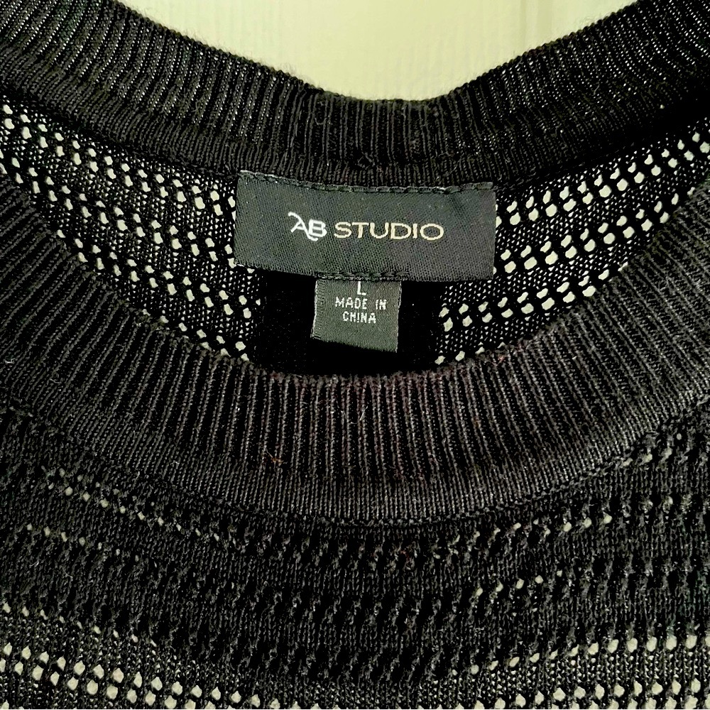 Black White Wide Stripe Loose Knit Sweater Buttons in Back AB Studio Size Large - Picture 8 of 10